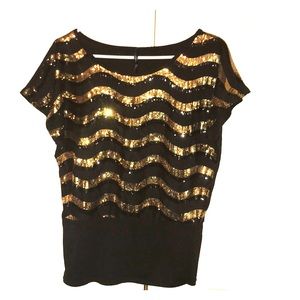 Black and gold sequins top